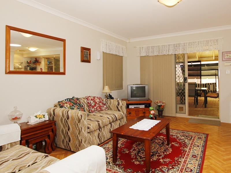 24 Renshaw Blvd, Clarkson WA 6030