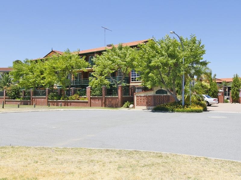 37/64 Moondine Drive, Wembley WA 6014