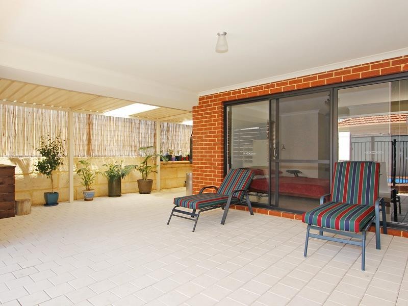 18 Liberty Drive, Clarkson WA 6030