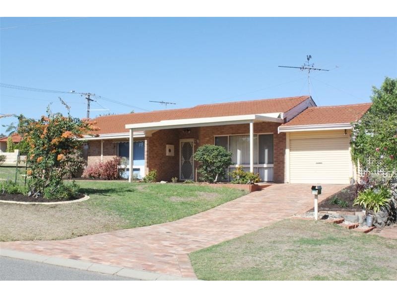 15B Monkhouse Way, Hillarys WA 6025