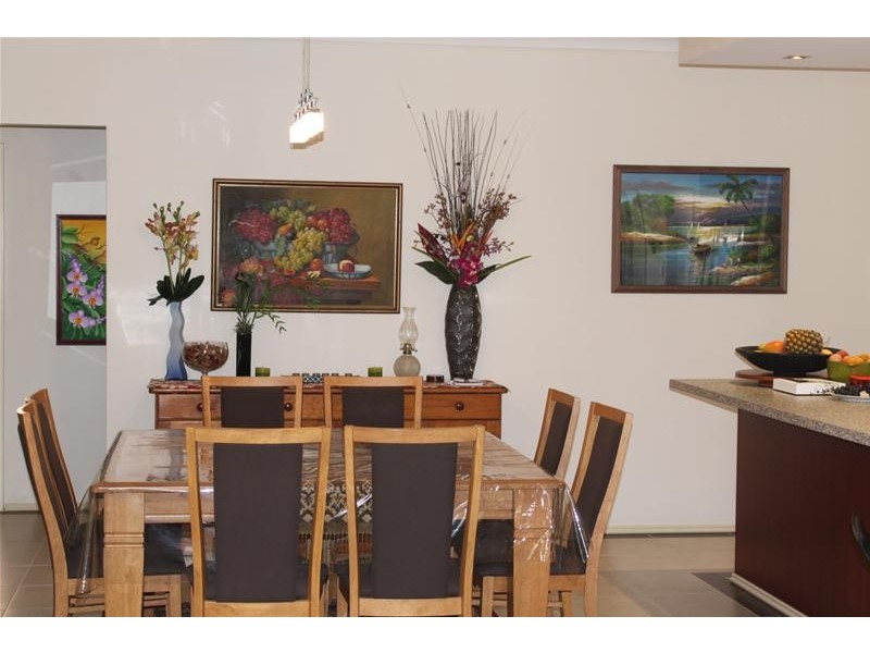 61 Lauderdale Ramble, Carramar WA 6031