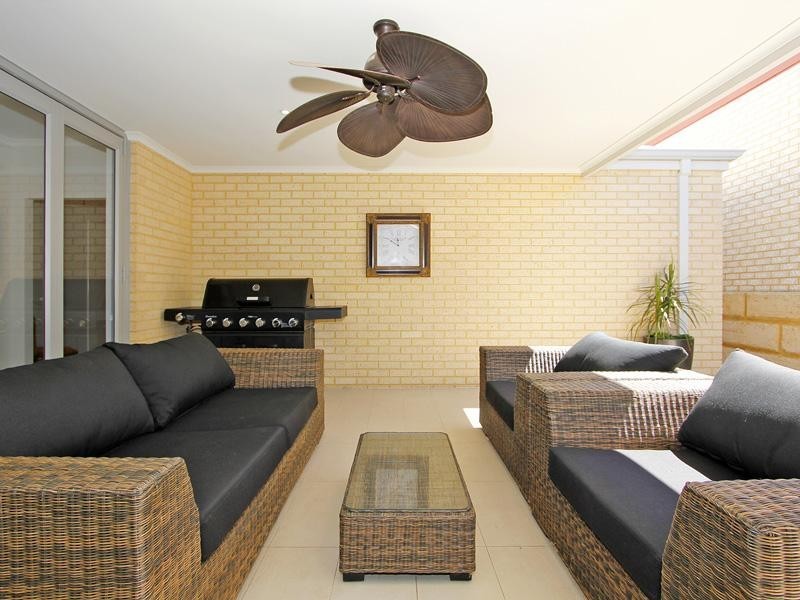 36 Vincent Road, Sinagra WA 6065