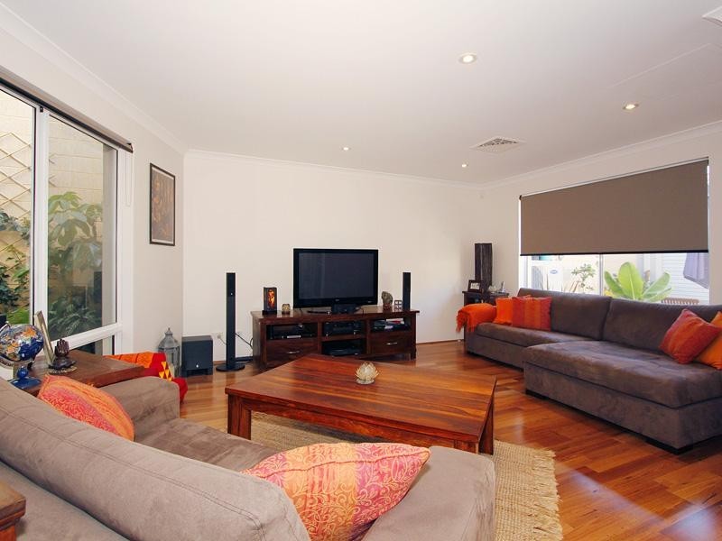 18 Gaudi Way, Clarkson WA 6030