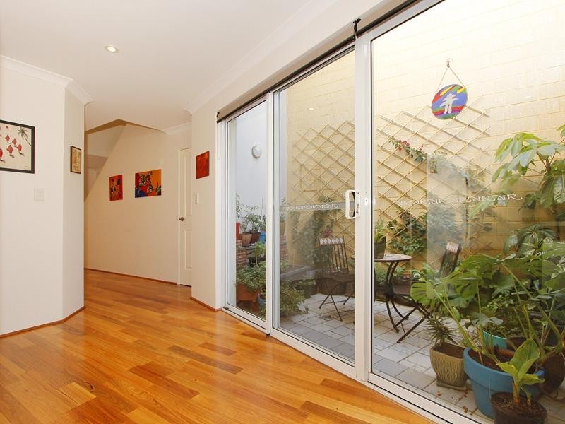 18 Gaudi Way, Clarkson WA 6030