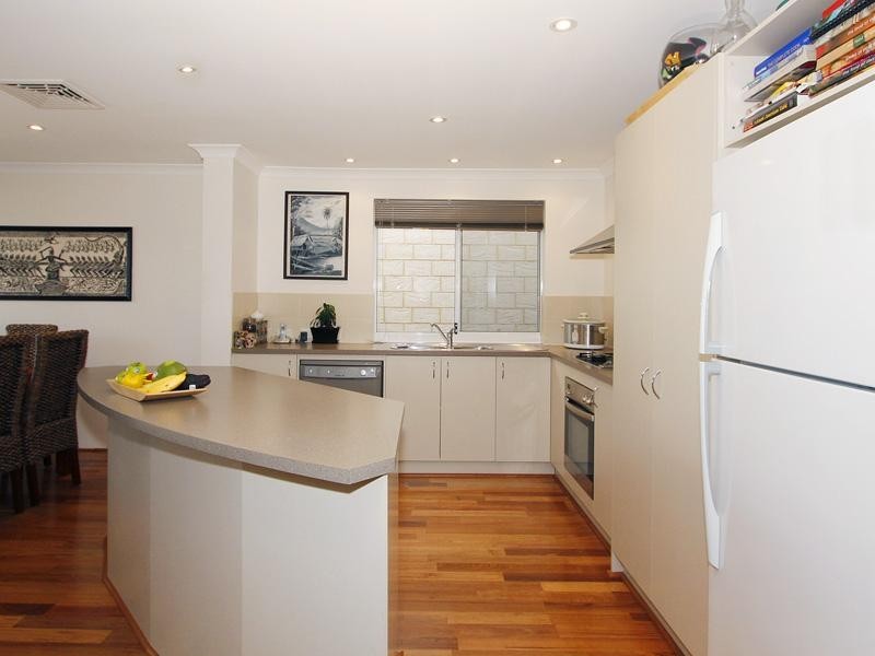 18 Gaudi Way, Clarkson WA 6030