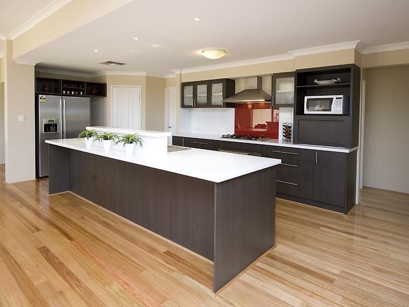 12 Fineview Crescent, Carramar WA 6031