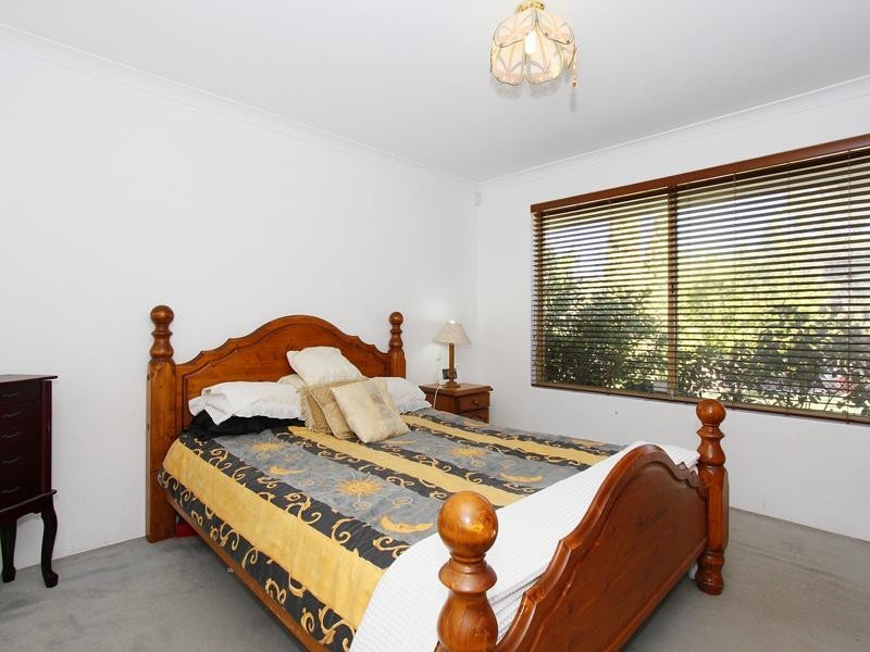 8 Mission Hills Place, Connolly WA 6027