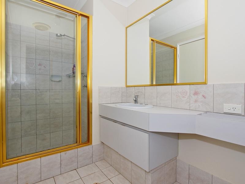 8 Mission Hills Place, Connolly WA 6027