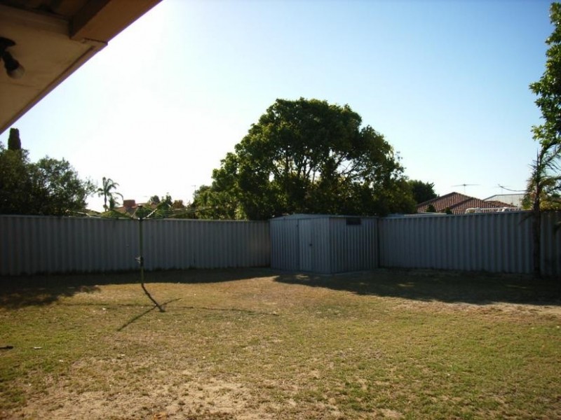 5 Lenswood Retreat, Clarkson WA 6030