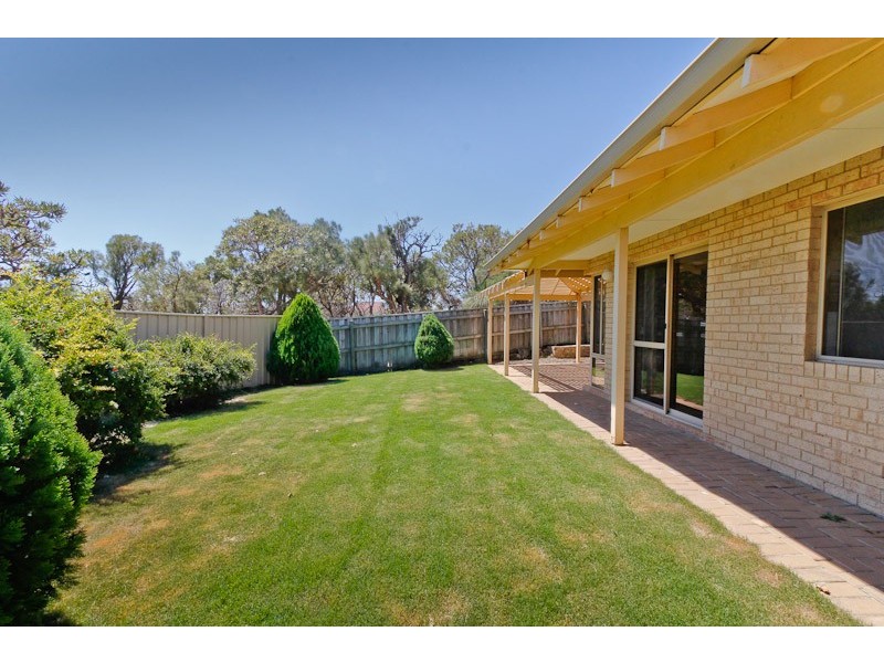 4B Castle Rock Turn, Joondalup WA 6027