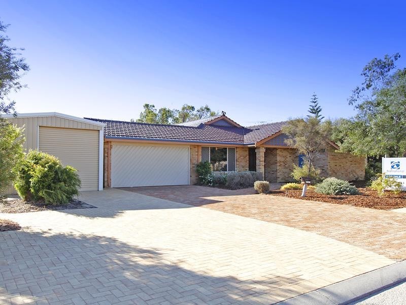 147 Glencoe Loop, Kinross WA 6028