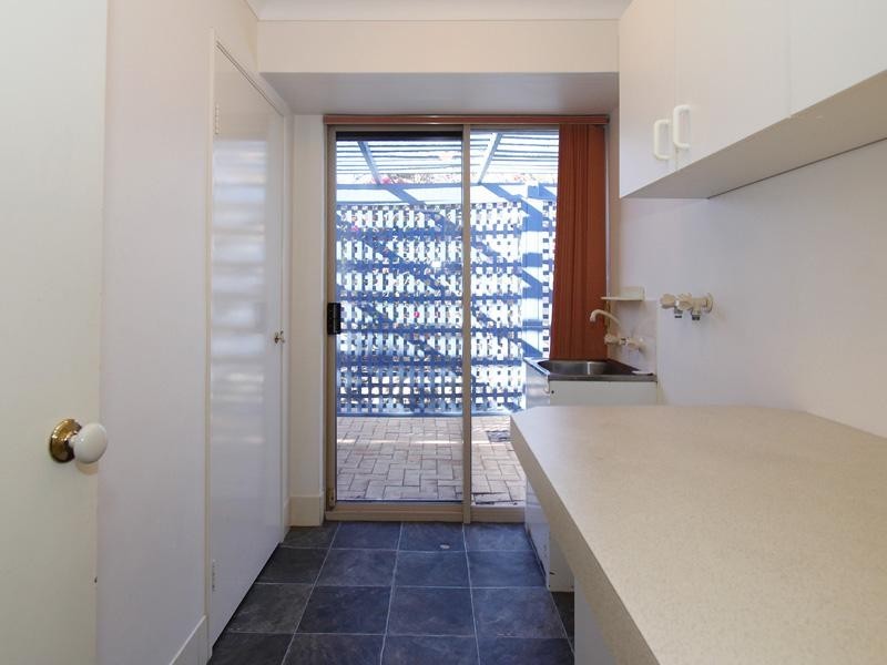 147 Glencoe Loop, Kinross WA 6028