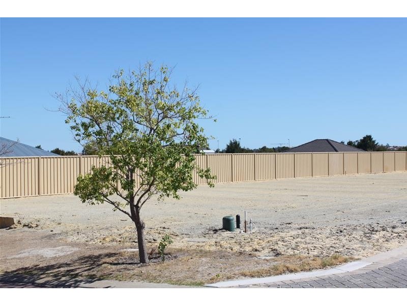 1937 Tandara Fairway, Tapping WA 6065