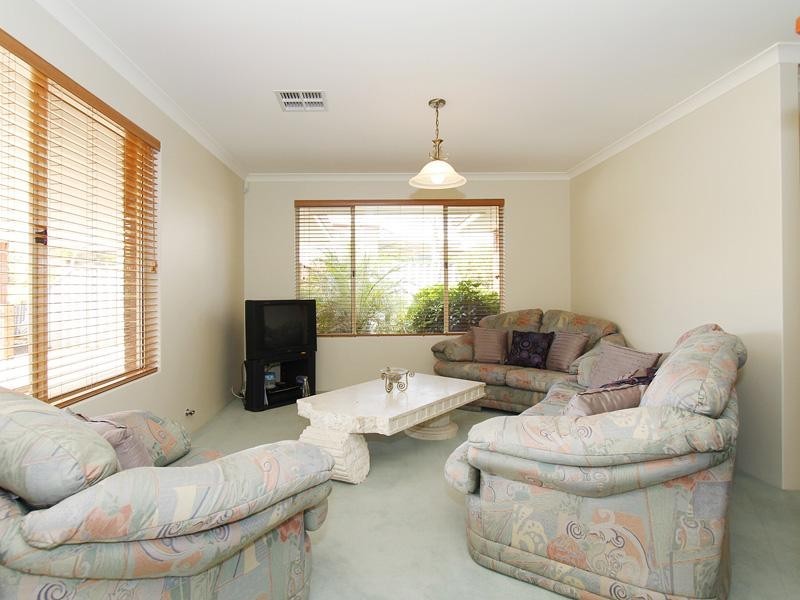 116 Glencoe Loop, Kinross WA 6028
