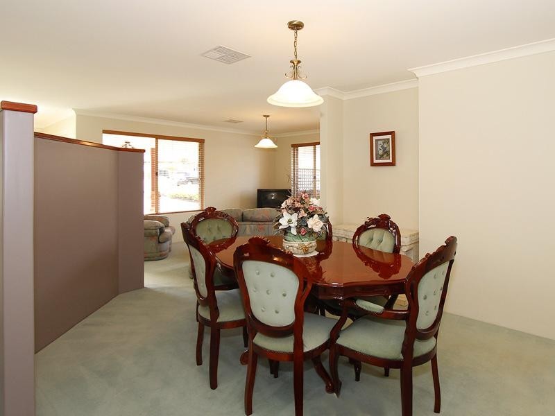 116 Glencoe Loop, Kinross WA 6028