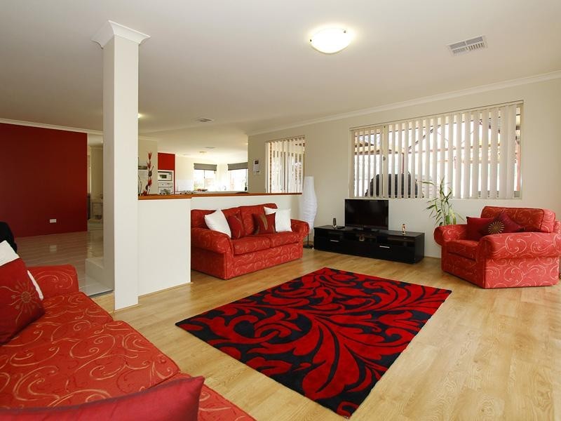 116 Glencoe Loop, Kinross WA 6028