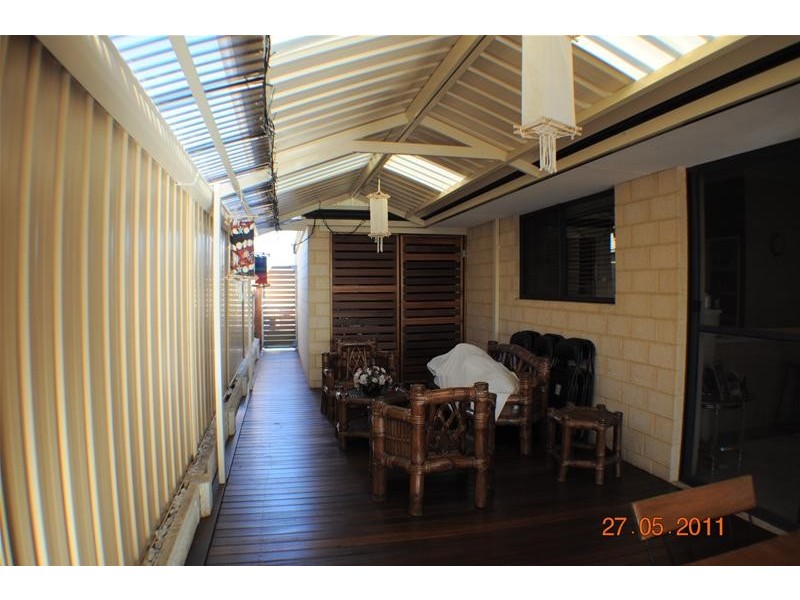 10 Sefton Place, Landsdale WA 6065