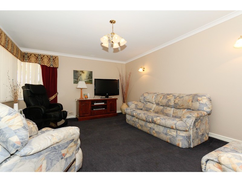 15 Coatbridge Circuit, Kinross WA 6028