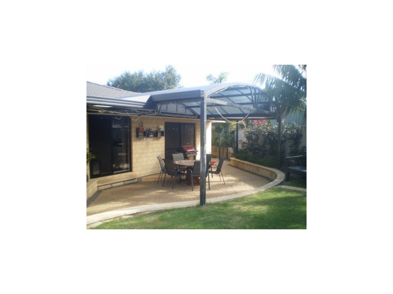 8 Tocal Court, Tapping WA 6065