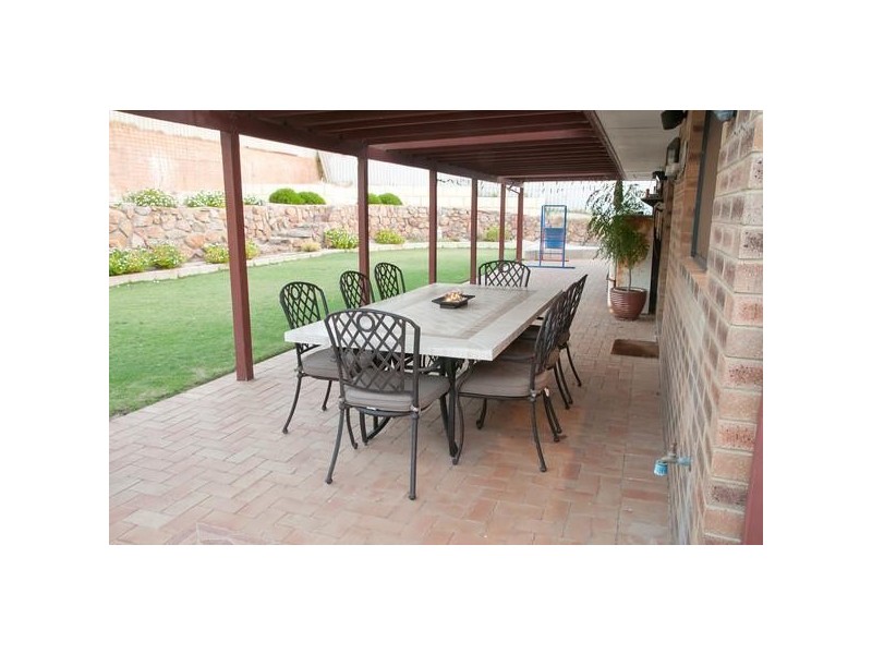 122 Camberwarra Drive, Craigie WA 6025