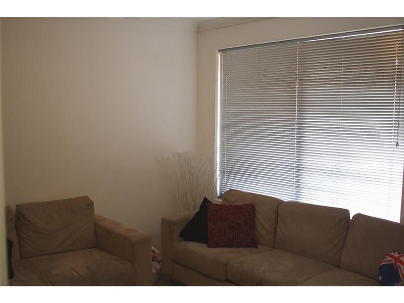 5 Cortona Grove, Sinagra WA 6065