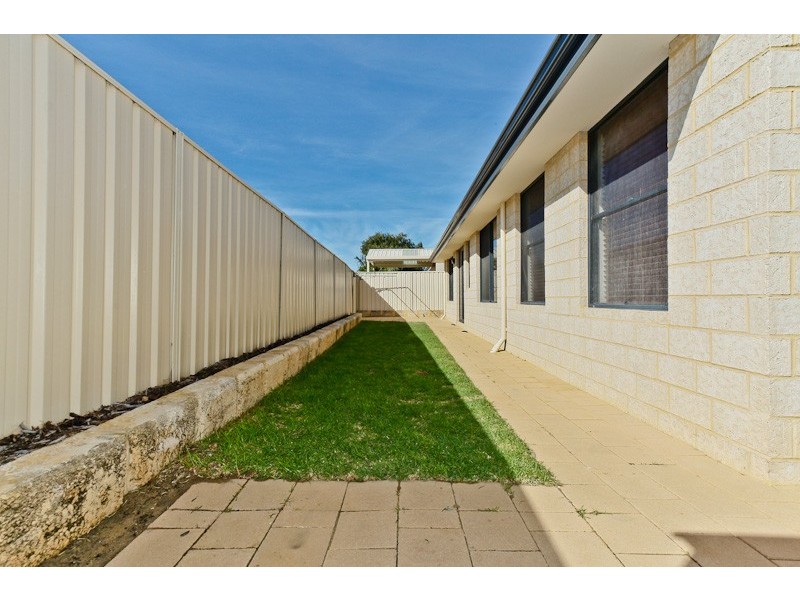 6 Soho Lane, Currambine WA 6028