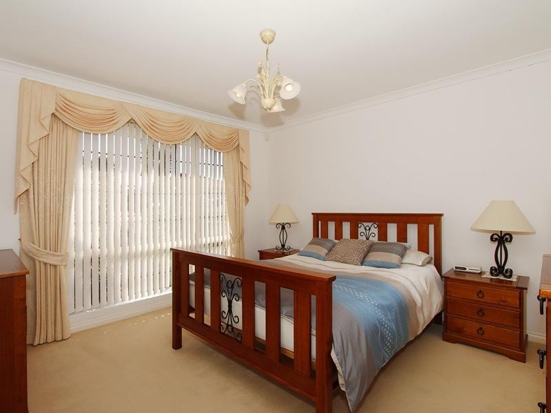 70 Otisco Crescent, Joondalup WA 6027