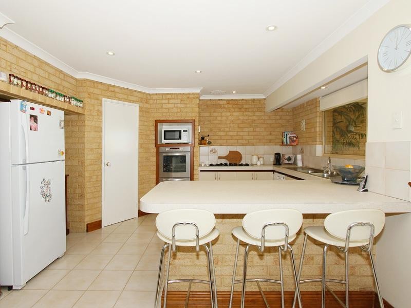 12 Bowstring Place, Joondalup WA 6027