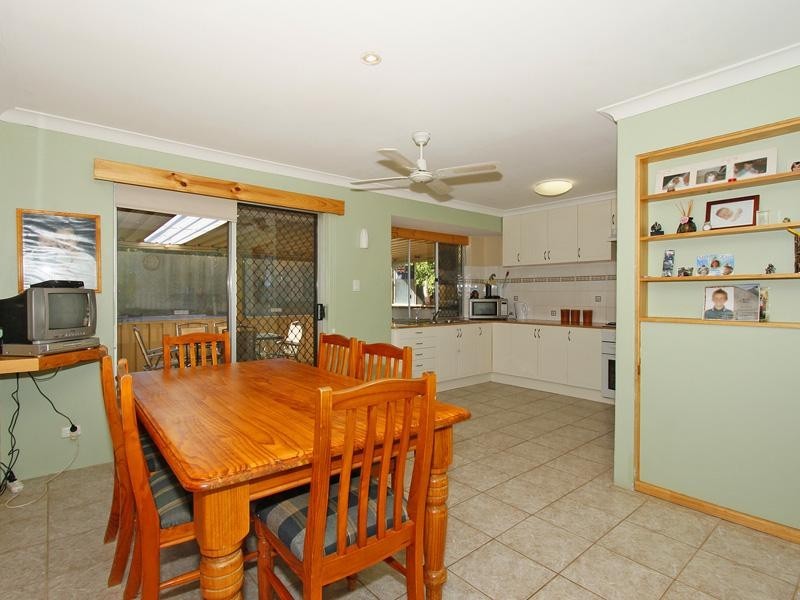 22 Marybrook Road, Heathridge WA 6027