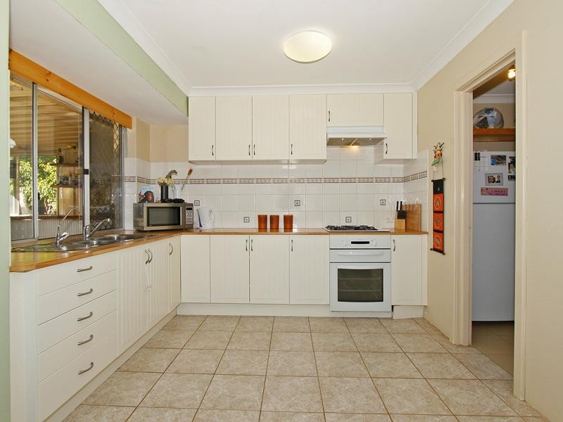 22 Marybrook Road, Heathridge WA 6027