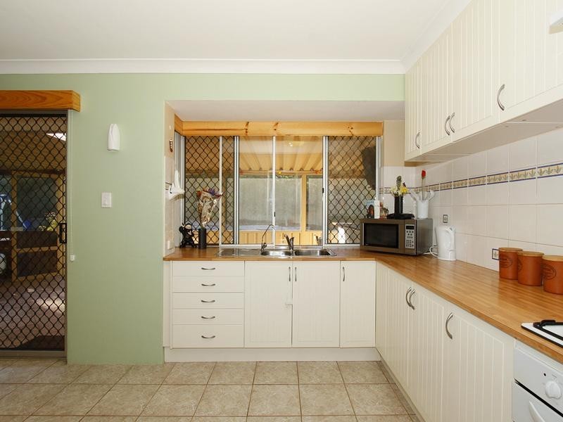 22 Marybrook Road, Heathridge WA 6027