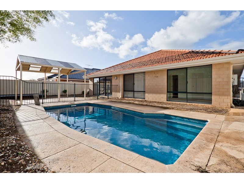 11 Colwyn Loop, Tapping WA 6065