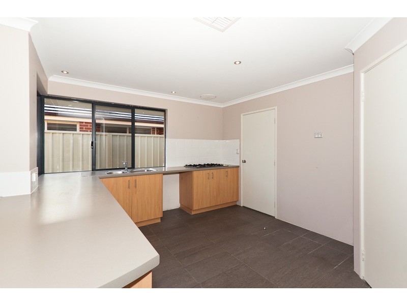 11 Colwyn Loop, Tapping WA 6065