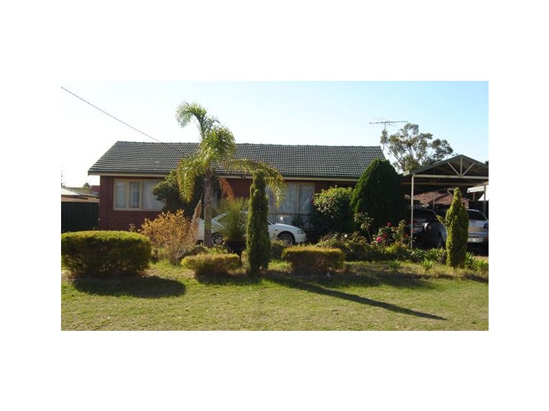 3 Keeley Way, Girrawheen WA 6064