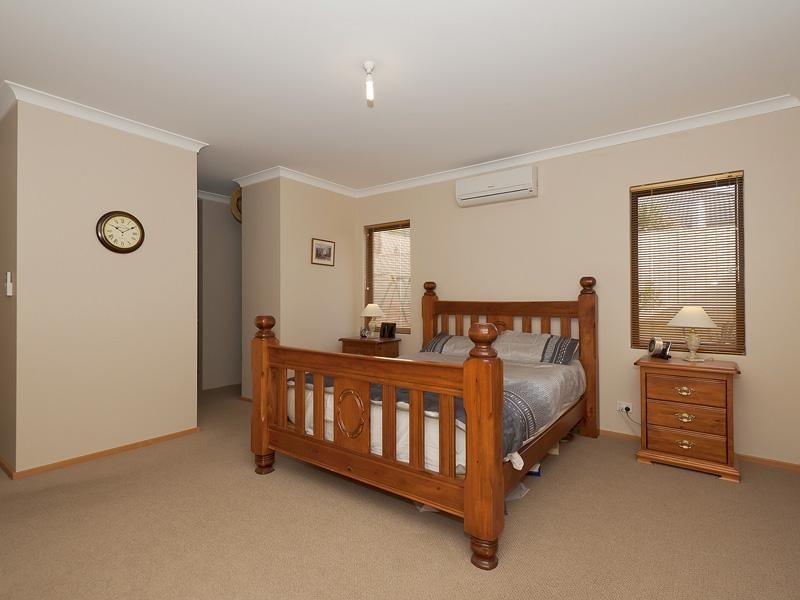 59 Crosthwait Circle, Tapping WA 6065