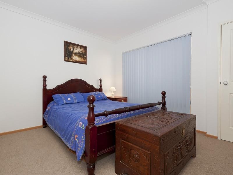 59 Crosthwait Circle, Tapping WA 6065