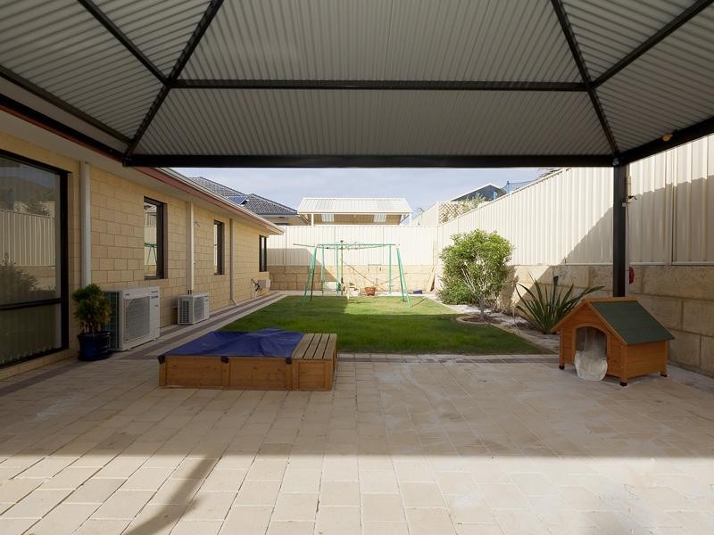 59 Crosthwait Circle, Tapping WA 6065