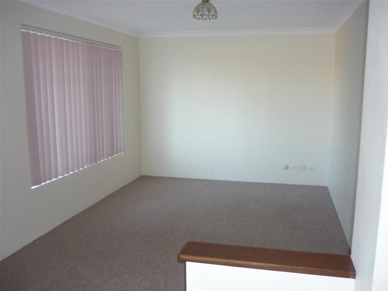 32 Eucumbene Crescent, Joondalup WA 6027