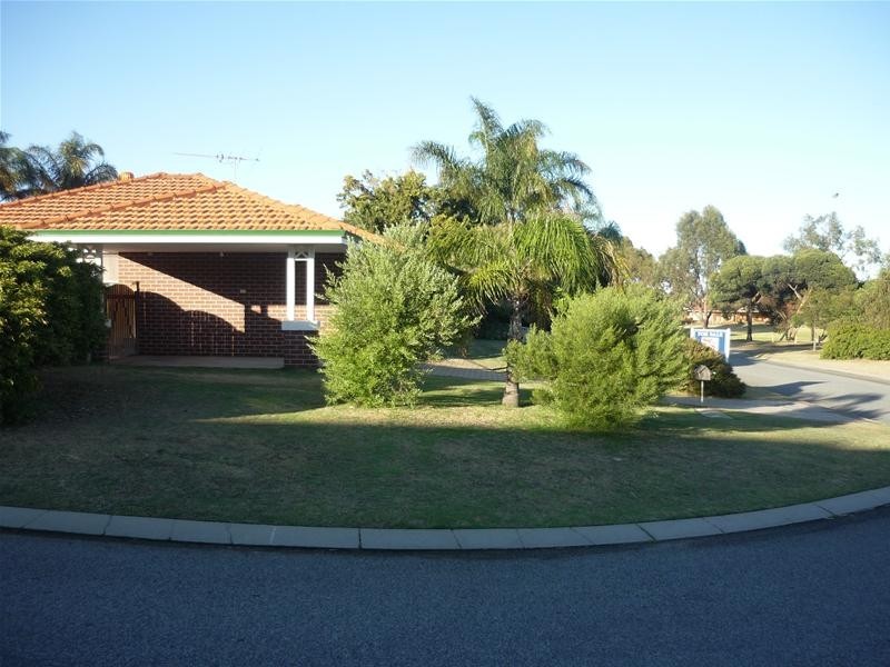 32 Eucumbene Crescent, Joondalup WA 6027