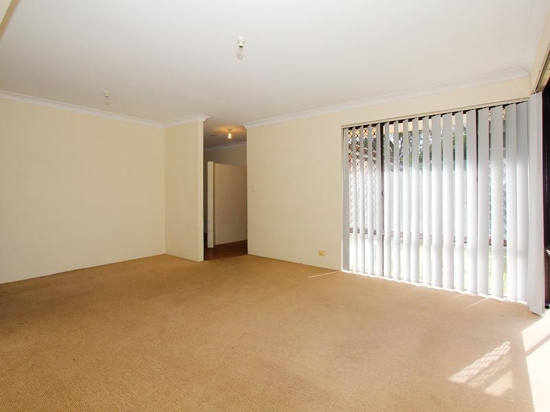 63 Adelaide Circle, Craigie WA 6025