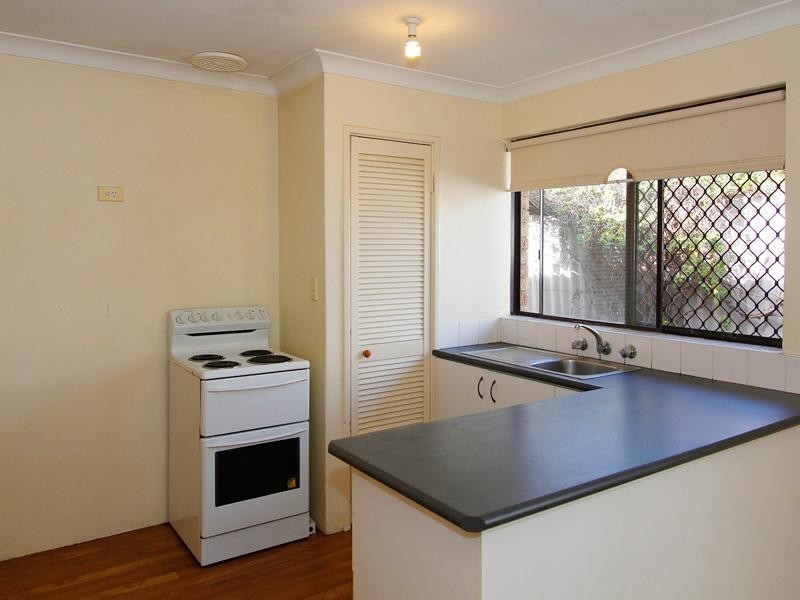 63 Adelaide Circle, Craigie WA 6025