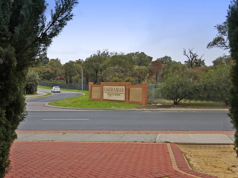 36 Golf Links Drive, Carramar WA 6031