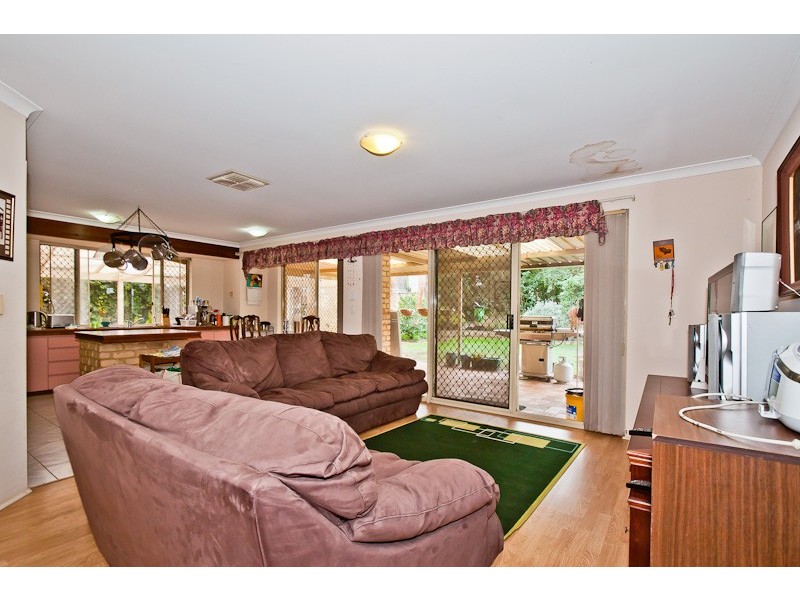 37 Keatley Crescent, Woodvale WA 6026