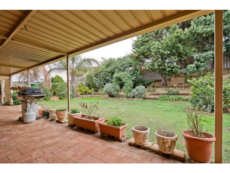 37 Keatley Crescent, Woodvale WA 6026