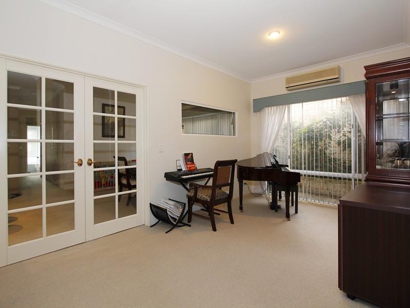 23 Felton Retreat, Mindarie WA 6030