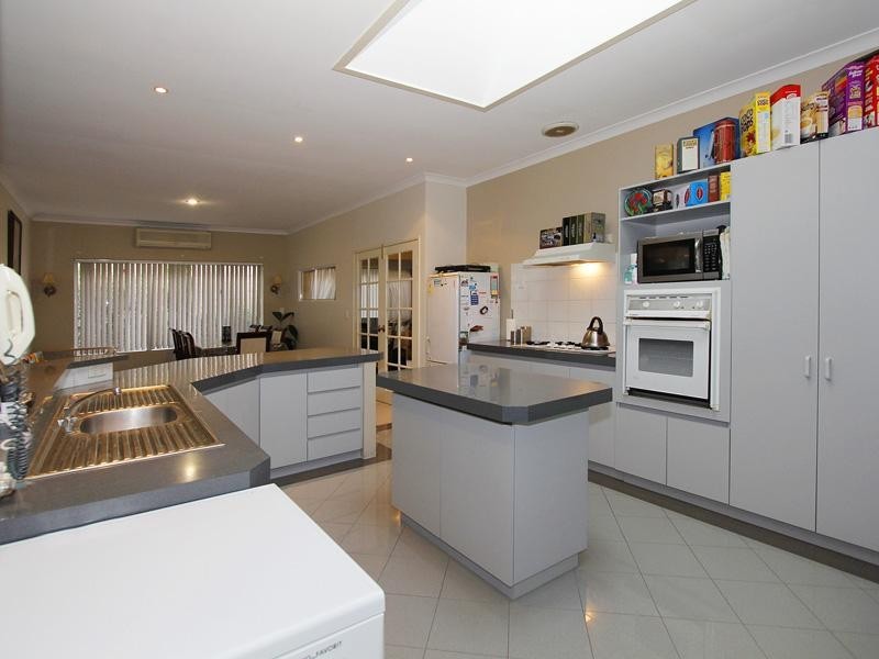 23 Felton Retreat, Mindarie WA 6030