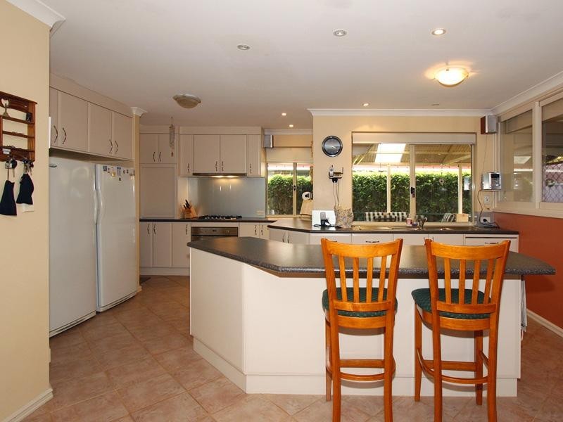 61 Ailsacraig Ramble, Kinross WA 6028