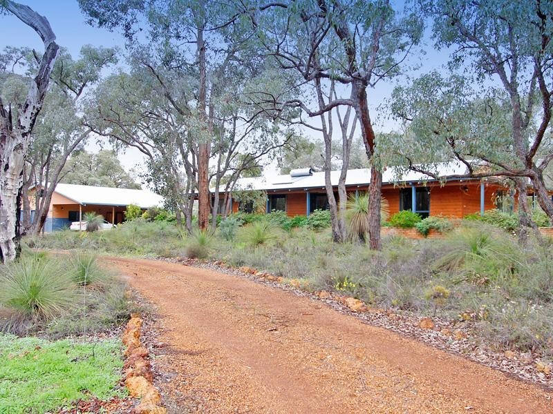 24 Red Poll Court, Lower Chittering WA 6084