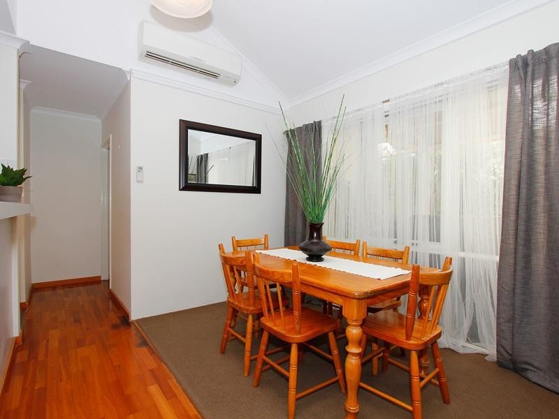 26/220 Fairway Circle, Connolly WA 6027