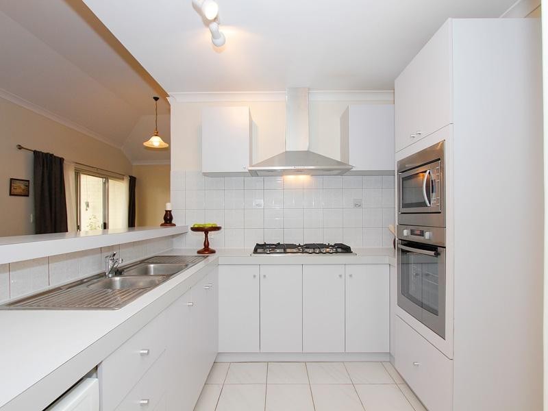 26/220 Fairway Circle, Connolly WA 6027